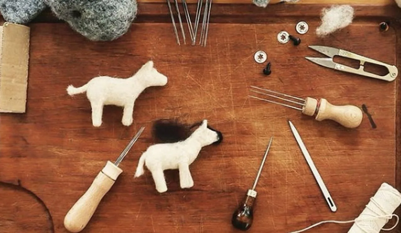 How Hard Is It to Learn Needle Felting? 16 Needle felting 3 2